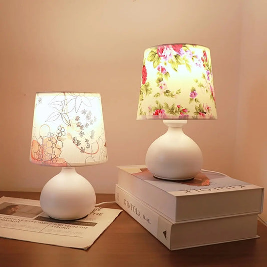 Floral Pattern Fabric Table Lamp, USB Powered Decorative Bedside Light