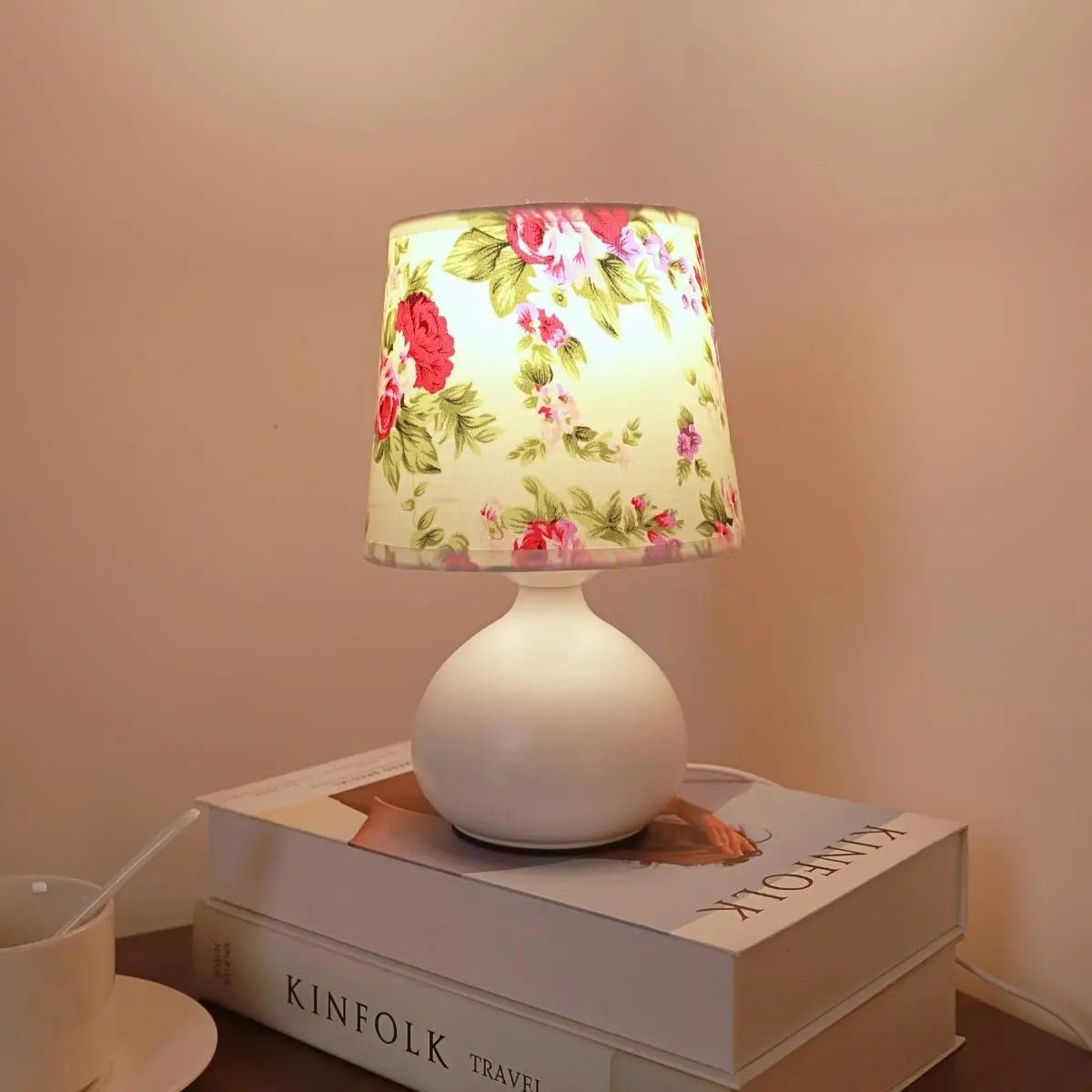 Floral Pattern Fabric Table Lamp, USB Powered Decorative Bedside Light